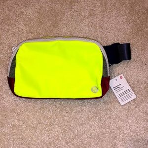Lululemon Everywhere Belt Bag BNWT